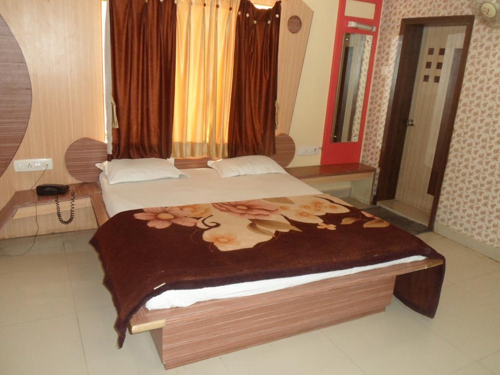 Hotel Raj Palace Dwarka (Gujarat) Exterior foto