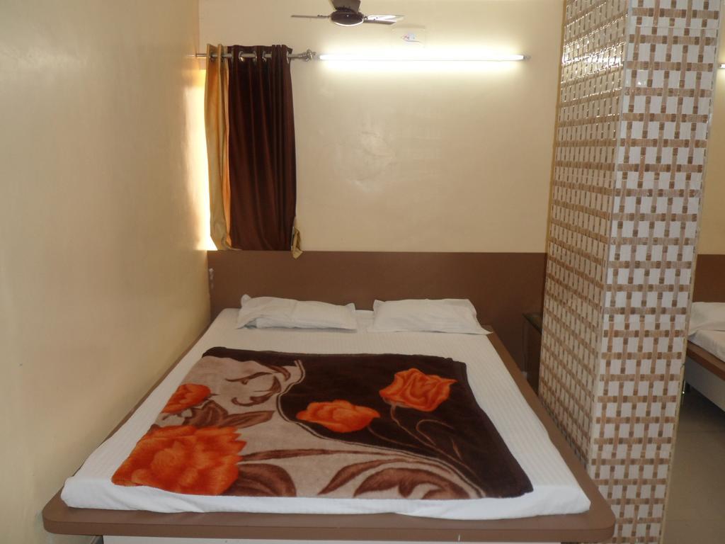 Hotel Raj Palace Dwarka (Gujarat) Exterior foto