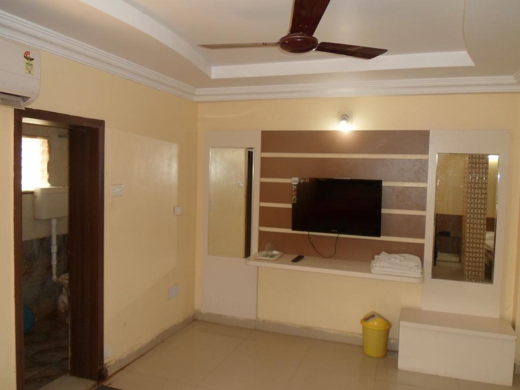 Hotel Raj Palace Dwarka (Gujarat) Quarto foto